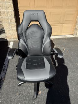 Emerge Gaming Chair – Black & Gray – Great Condition