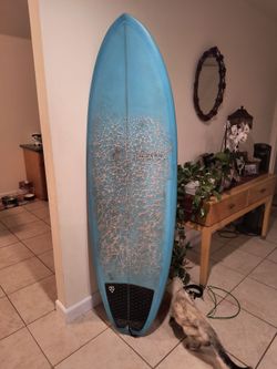 Modern highland surfboard 6'4"