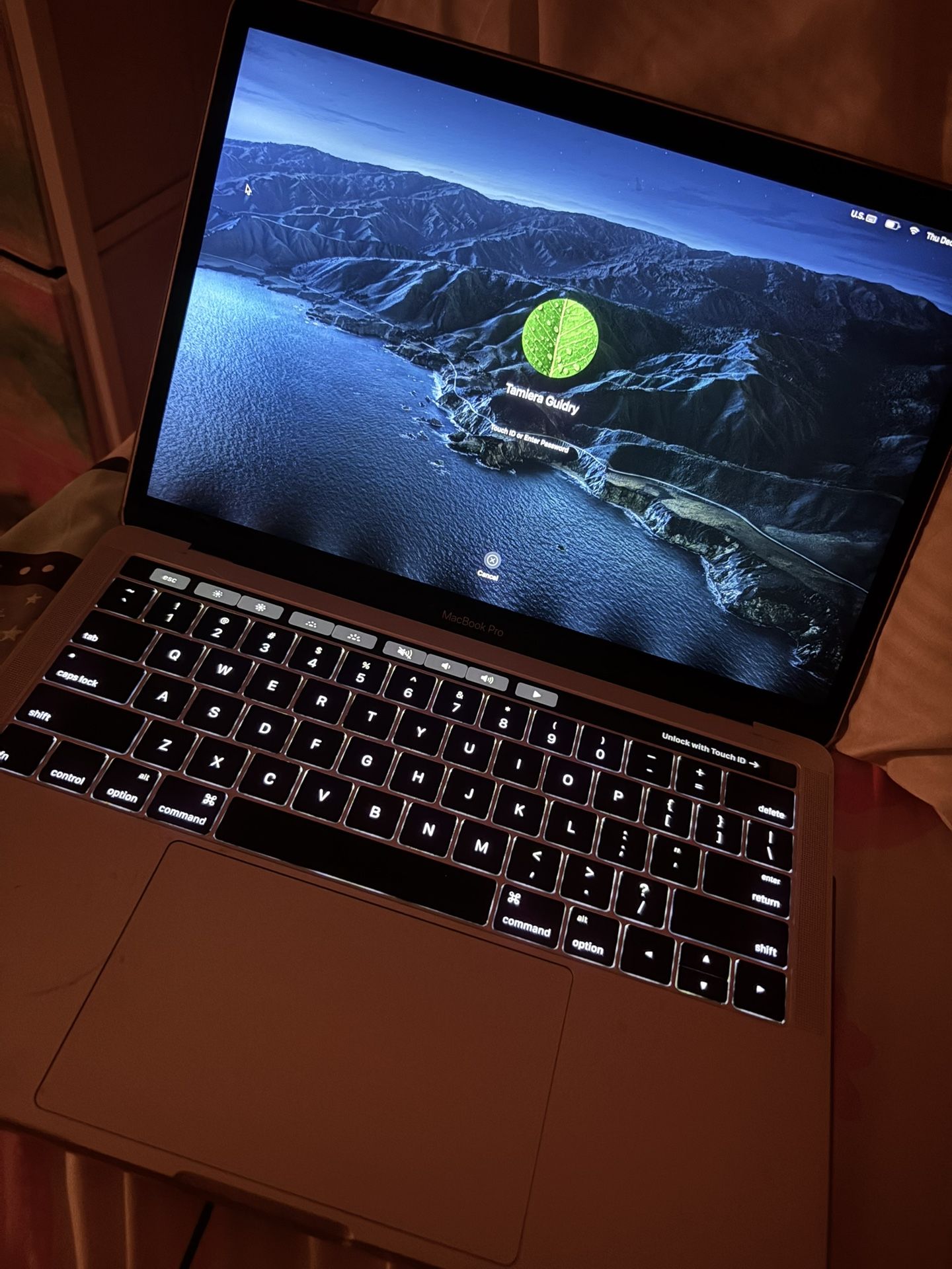 Mac Pro 2016 13 Inch touchbar Xmas Sale