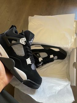 Jordan 4 White Thunders