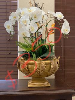 Flower Pot With Artificial Flowers Included 