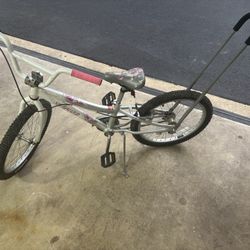 20” Girls Bike For Sale $50 OBO