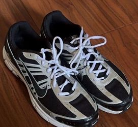 Nike Men's Black/White/Gray Mesh Low Top Lace-Up Athletic Sneaker Nike dart 8