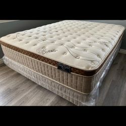 Queen Organic Cloud Edition Europillow Top 12inch Mattress!!!