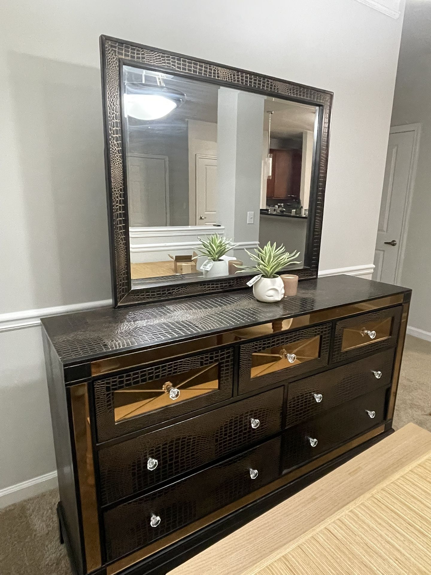 Dresser For Sale
