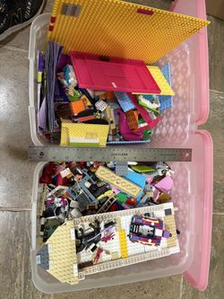 Huge Lot Of Pony Farm Etc Legos