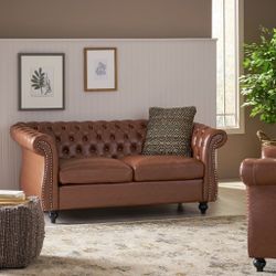 Chesterfield Faux Leather Sofa 2 Seater Loveseat

I#1404