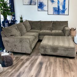 Gray Jackson Furniture Sectional Sofa Couch **ALL NYC DELIVERY**