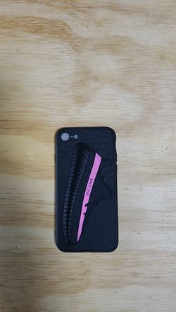 Boost 350 Case For iPhone 7/8 Color Black and Pink