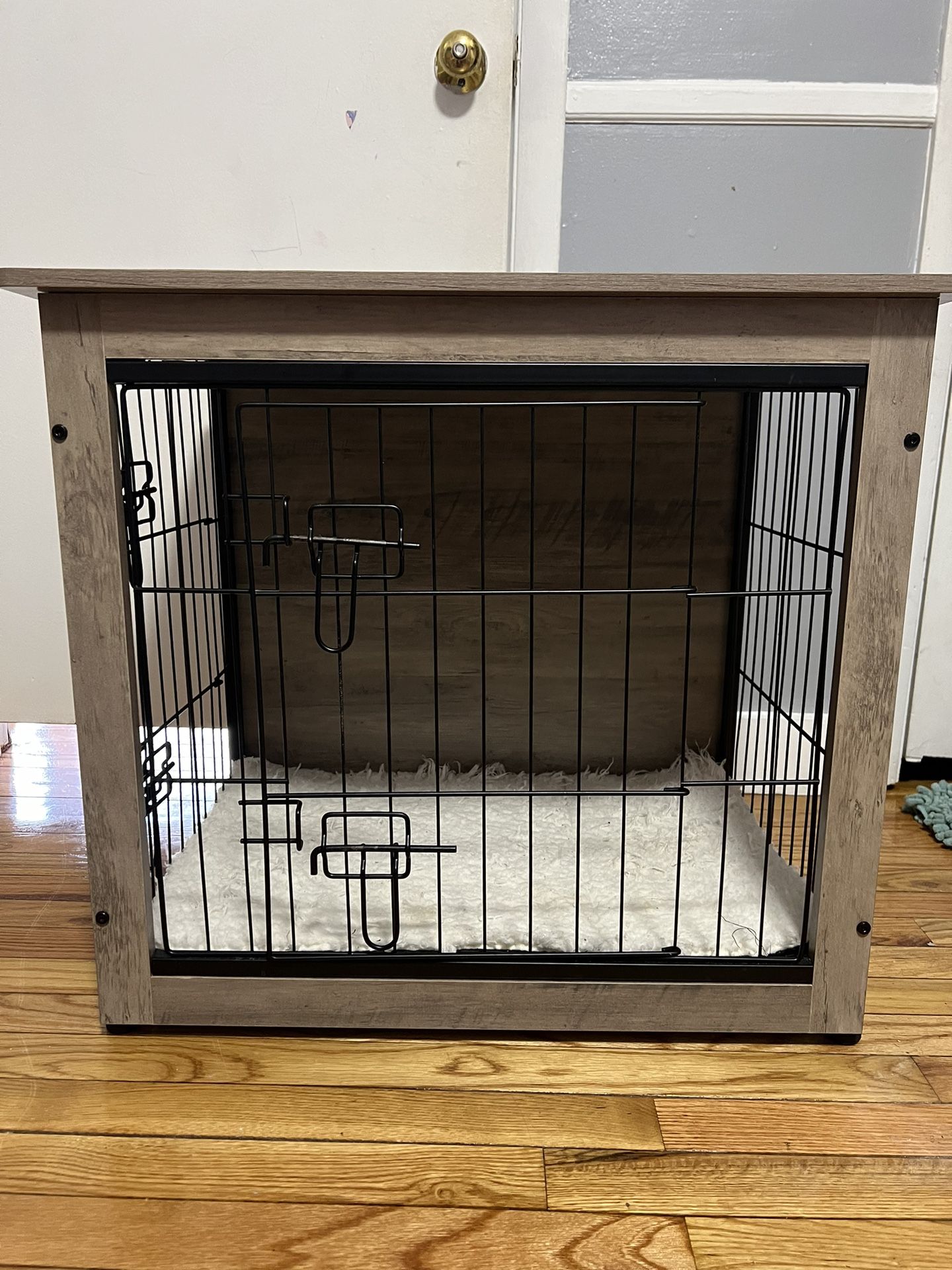 Small Dog Crate/Table