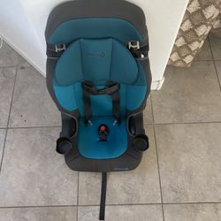Safety 1st Booster Car Seat With Belts 