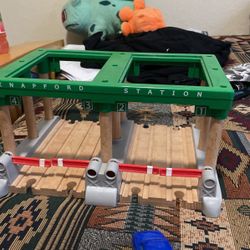 Thomas And Friends Wooden railway Knaford Station 