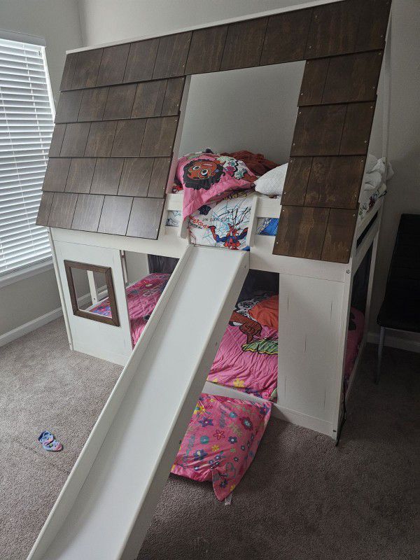 Kids Bunk Bed 