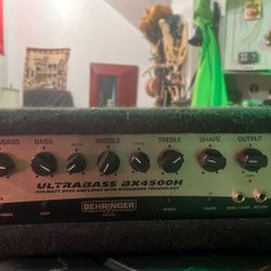 Behringer BX4500H  450 Watt Bass Amp 