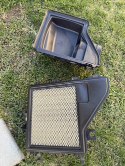 Ford Mustang 2011 - 2014 Intake Box Air Cleaner OEM
