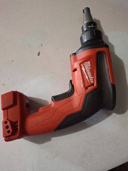 Milwaukee  Brochlesss. Screw Gun.