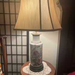 Antique Chinese Porcelain Lamp 