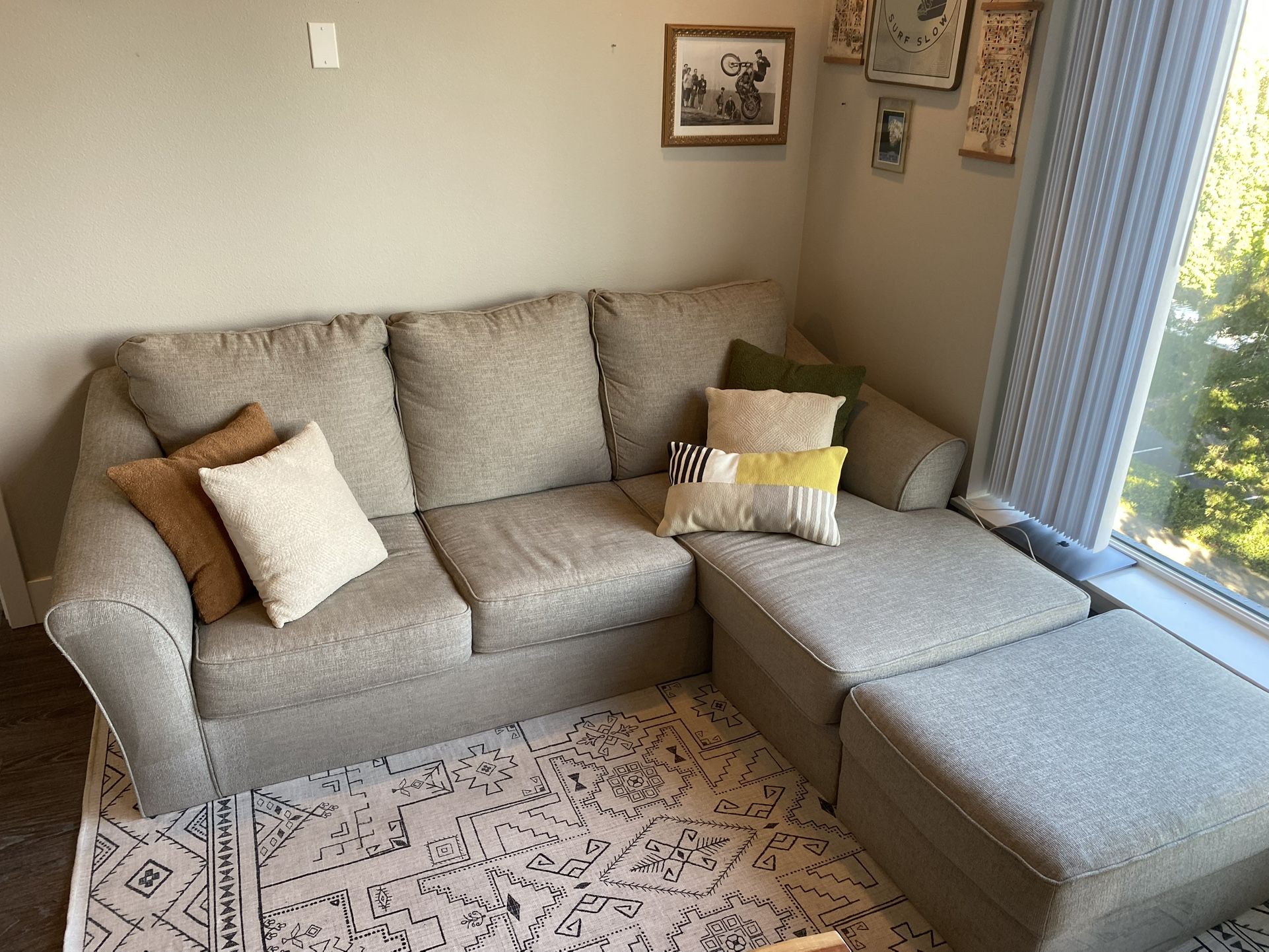 Sectional Sofa With Ottoman