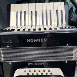 Accordion Hohner