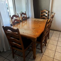 Dining table & Chairs Set