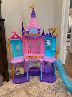 Disney Princess Magical Adventures Castle – Large 4 Ft Playset
