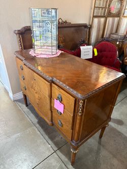 1930’s Antique Vintage Vanity Full Bedroom Set 6 pieces