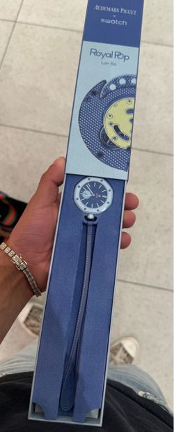 Royal pop Ap watch