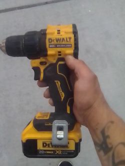 DeWalt atomic drill with 20v max battery