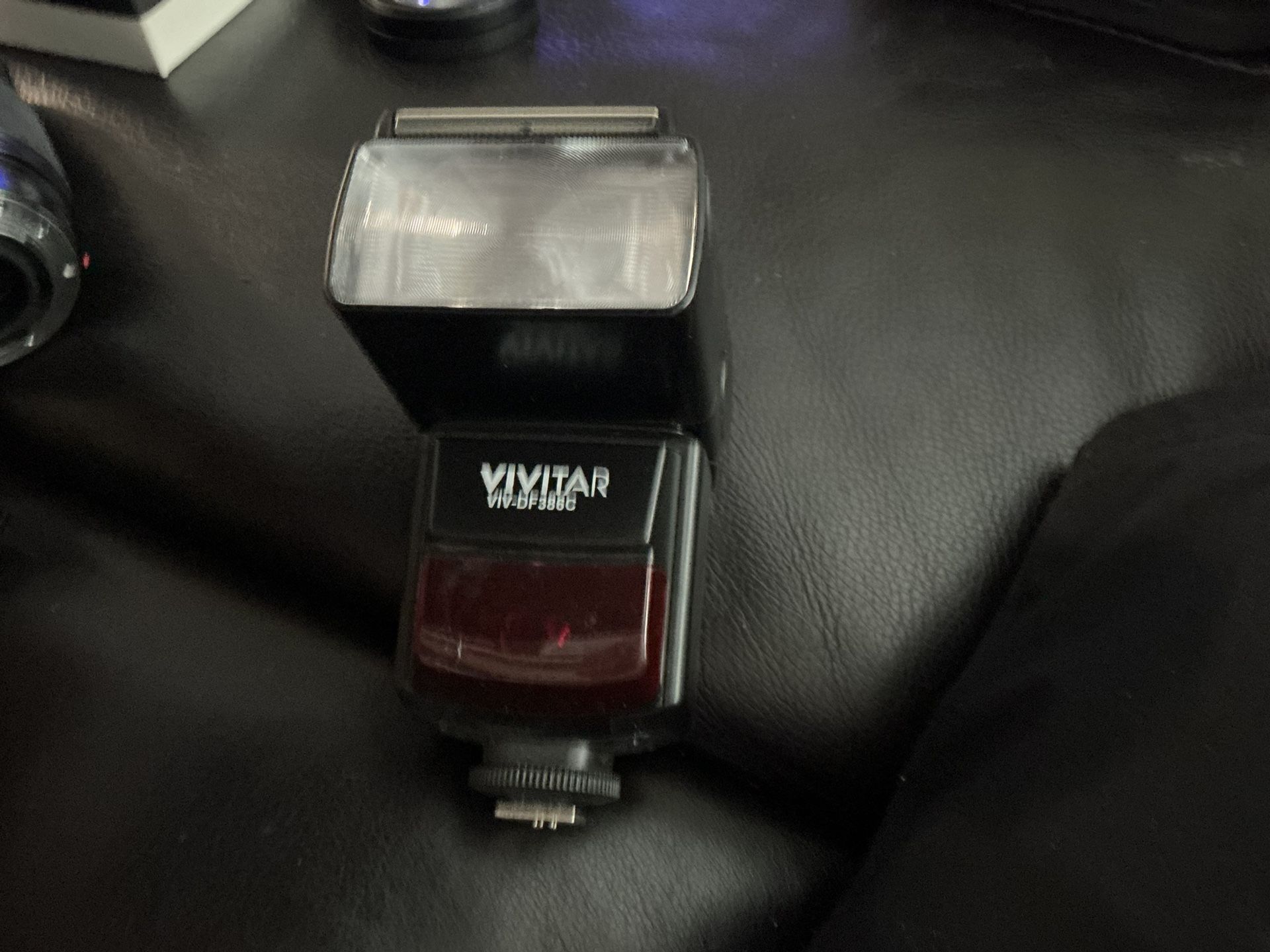 Vivitar VIV-BF388C camera flash