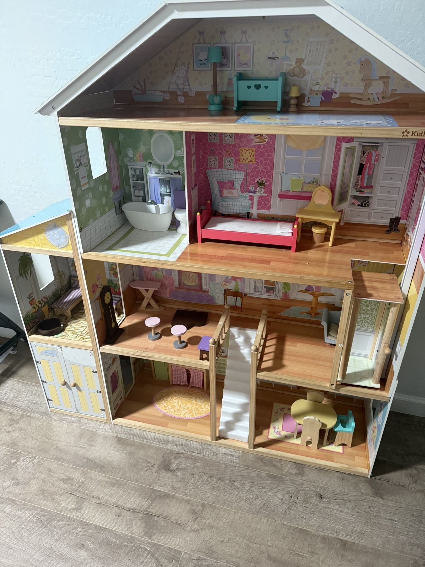 4 Story Doll House