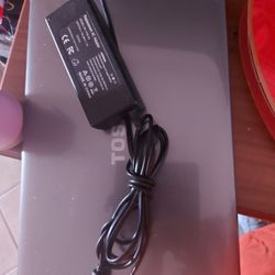 Laptop  Toshiba