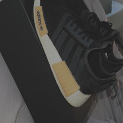 Women’s Adidas NMDs Size 7