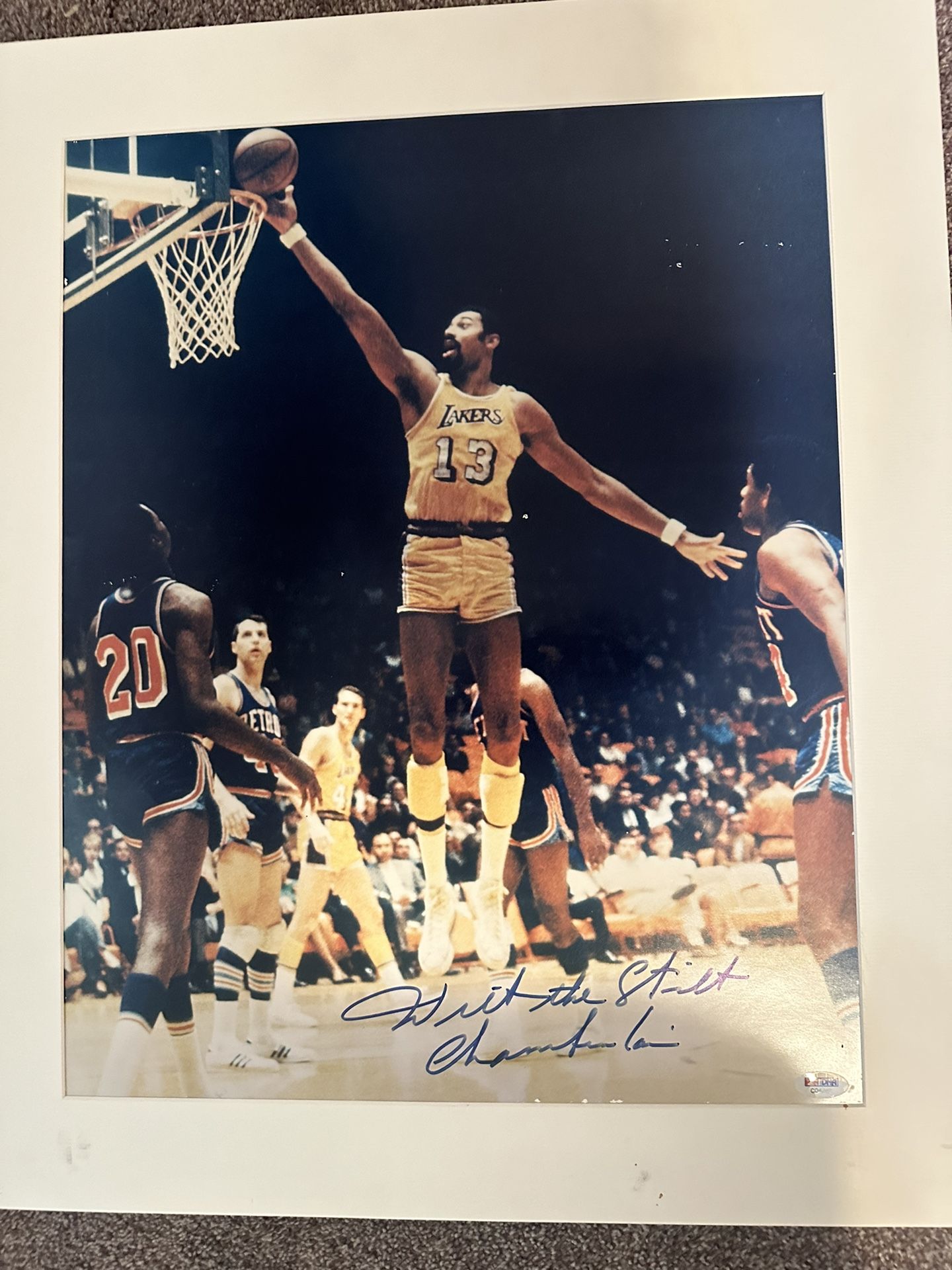 16X20 Wilt Chamberlain Signed Large Photo PSA COA!!