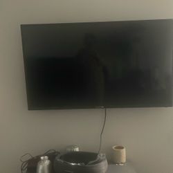 Sceptre 50” Inch Television W Remote 