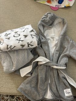 Infant Bath HoodedTowels And Robe