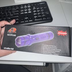 Flashlight/ Stun Gun