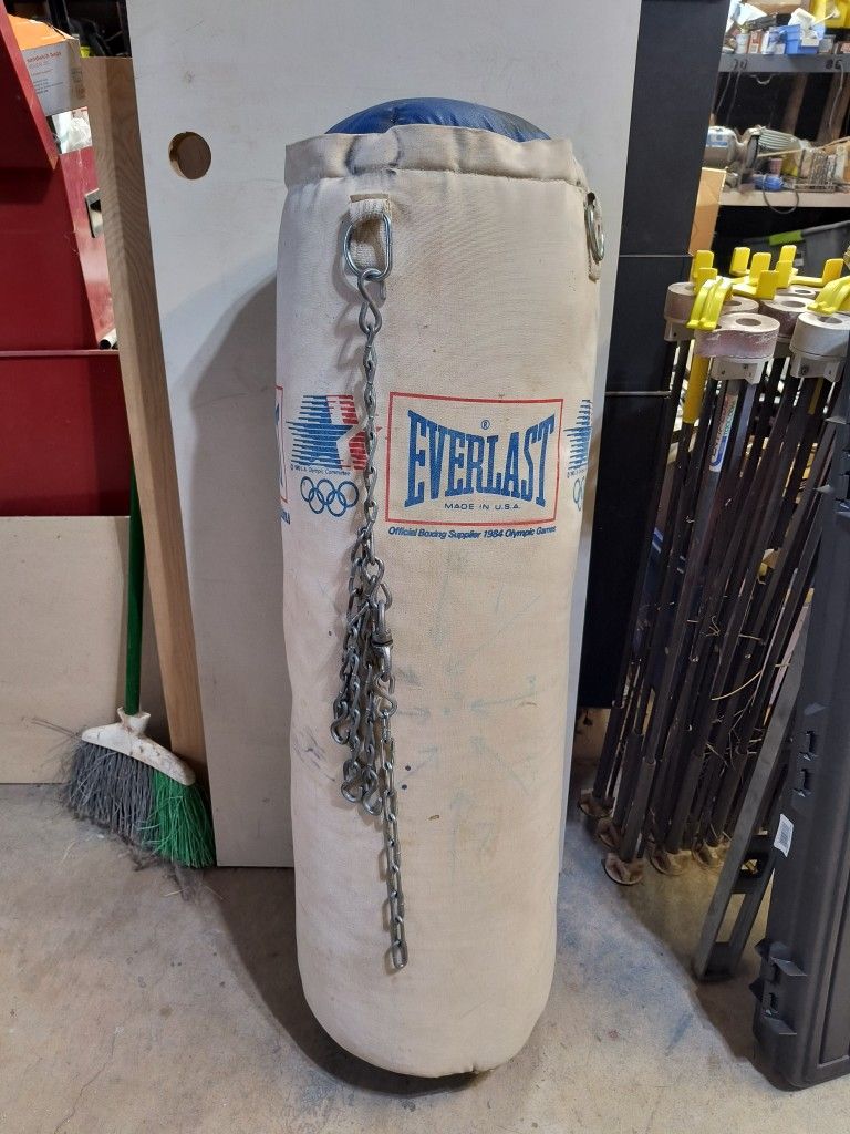 Canvas Heavy Bag With Chains