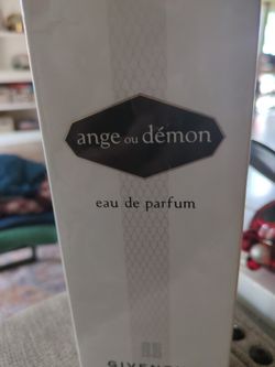 Givenchy Ange Ou Demon Perfume