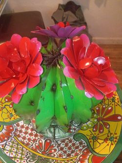 Metal cactus decor