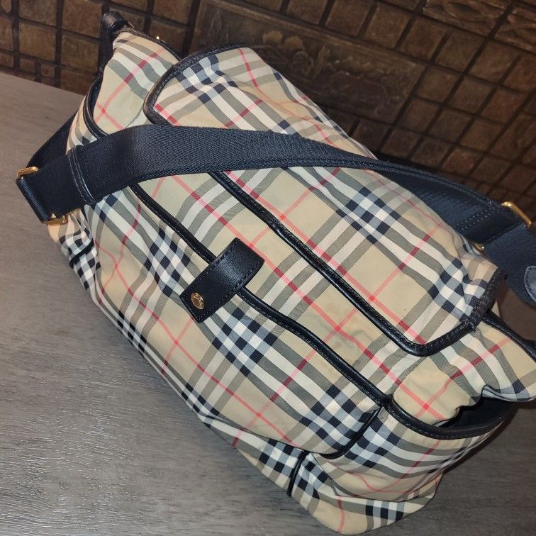 Authentic Burberry Haymarket Diaper Bag for Sale in Artesia, CA - OfferUp