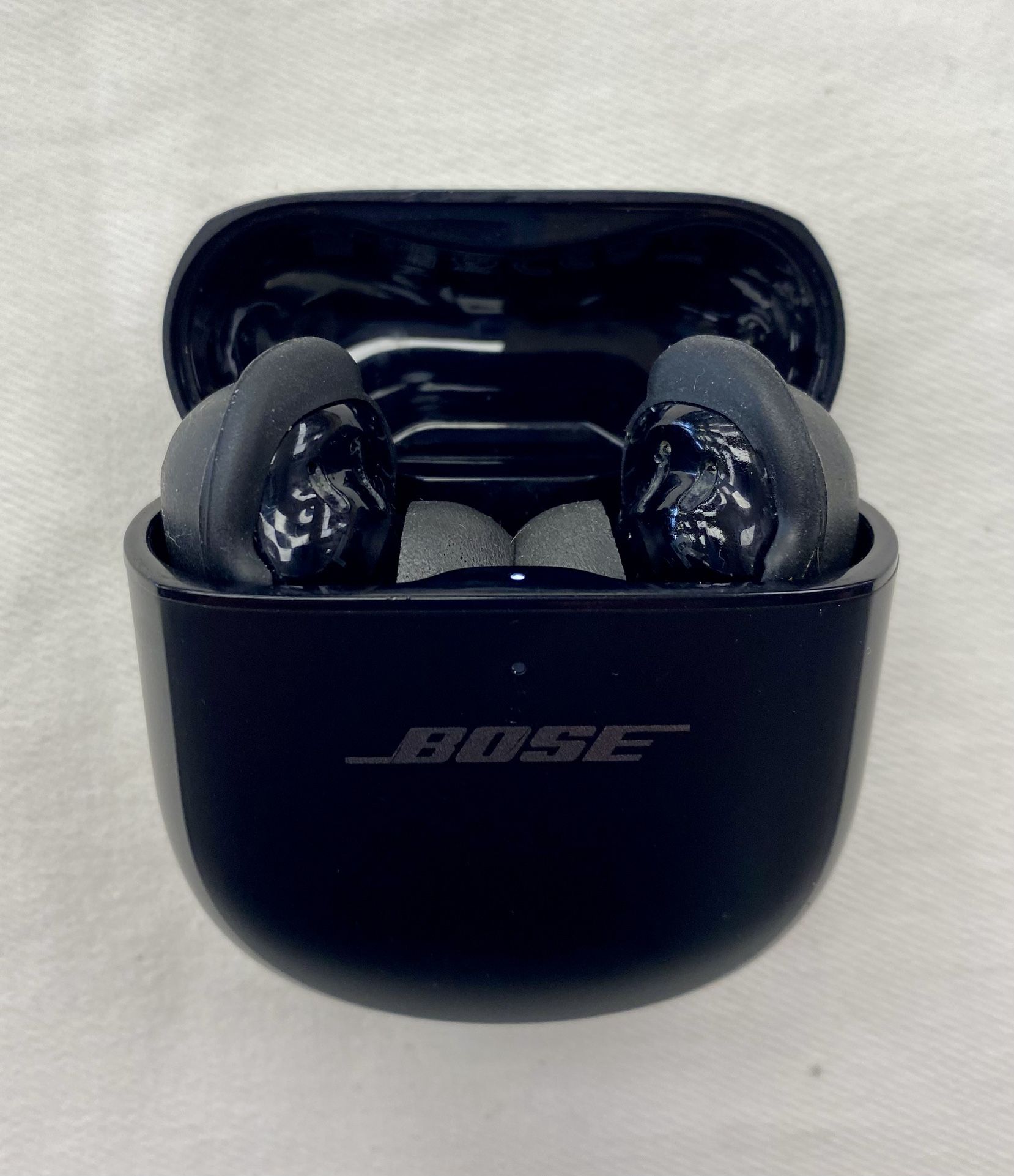 Bose QuietComfort Ultra Earbuds, True-Noise Cancelling, Black + Silicon Case