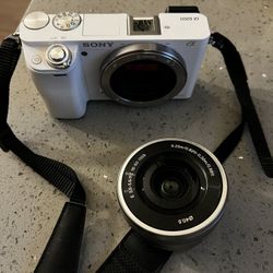 Sony A6000 Mirrorless Camera (White) – Like New!