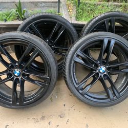 BMW Set 4 Tires & Rims- 2 Front 245/35ZR20 95W XL M+S & 2 Rear- 275/30ZR20 97W XL