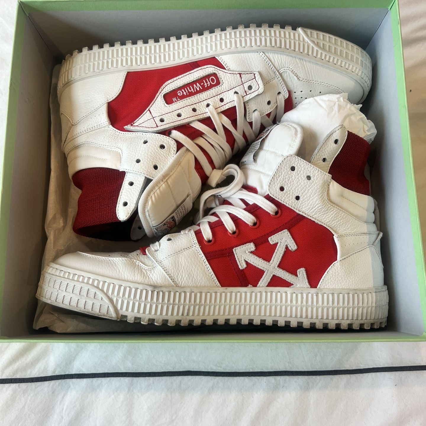 2018 Off White High Tops Size 43 