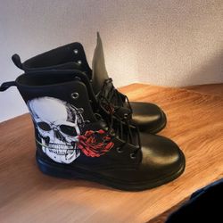 Black Skull and Red Roses  Leather Boots Size 13