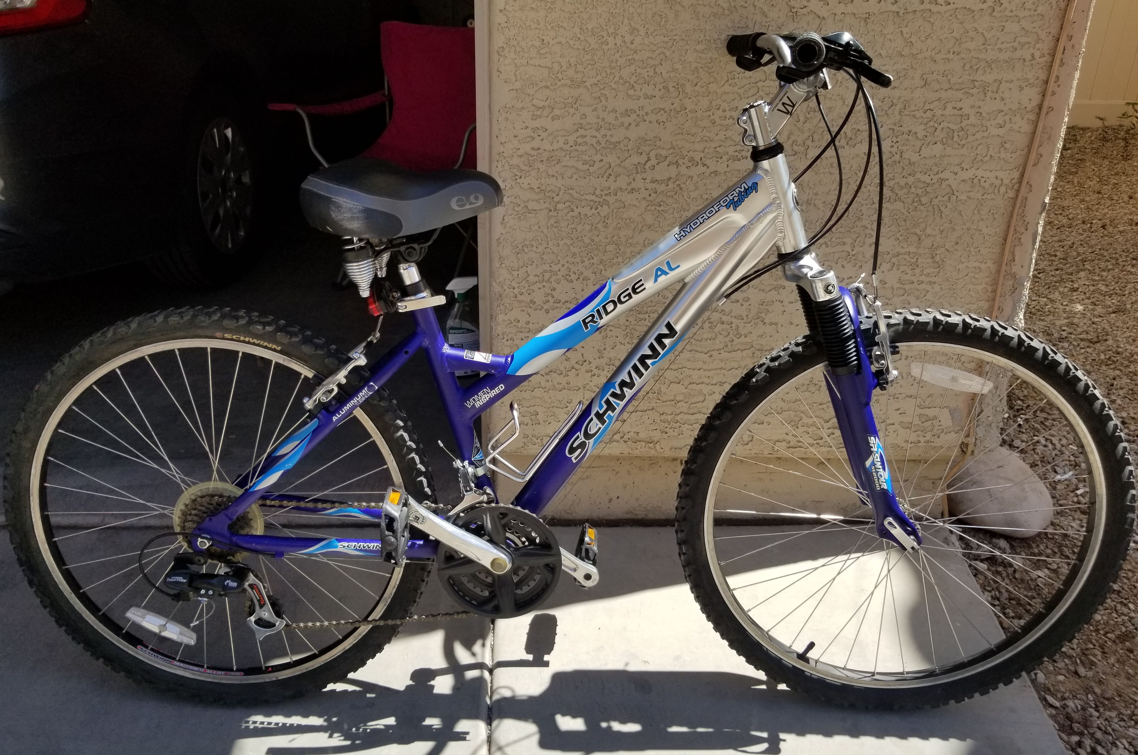 Women's Schwinn Ridge AL Hydroform Bike