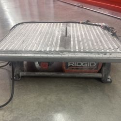 Rigid wet tile saw