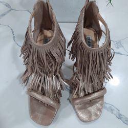 STEVE MADDEN fringely Gold Metallic Dress Sandal