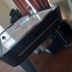 Air Hockey Table 