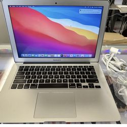 2017 Macbook Air 13 Inch 1.8Ghz 8GB 128GB Storage